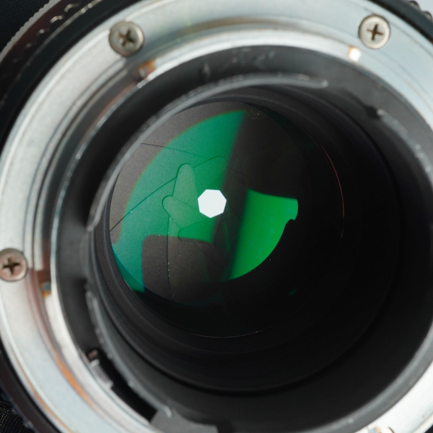 Nikon Ai Nikkor 135mm F/2.8 単焦点レンズ