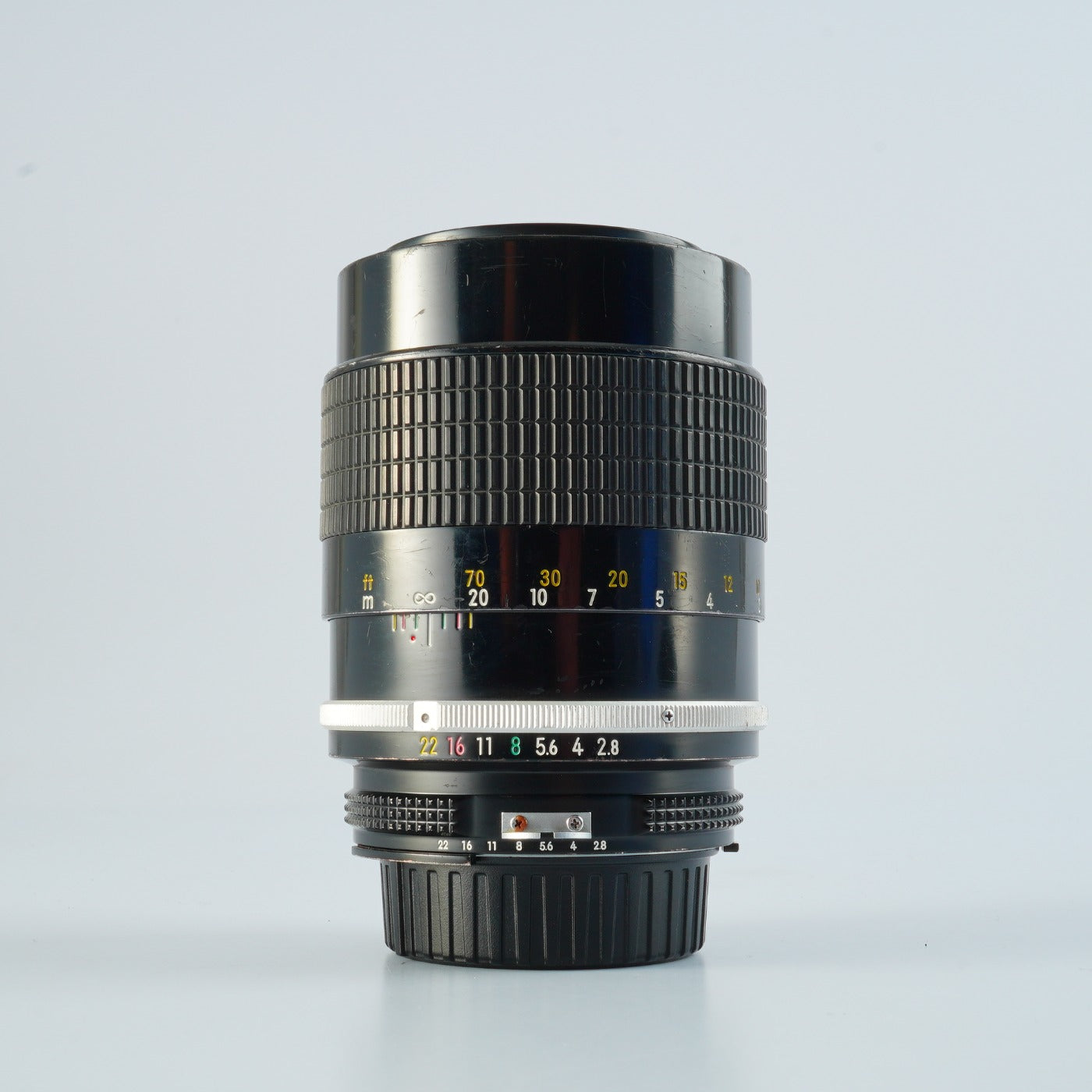 Nikon Ai Nikkor 135mm F/2.8 単焦点レンズ