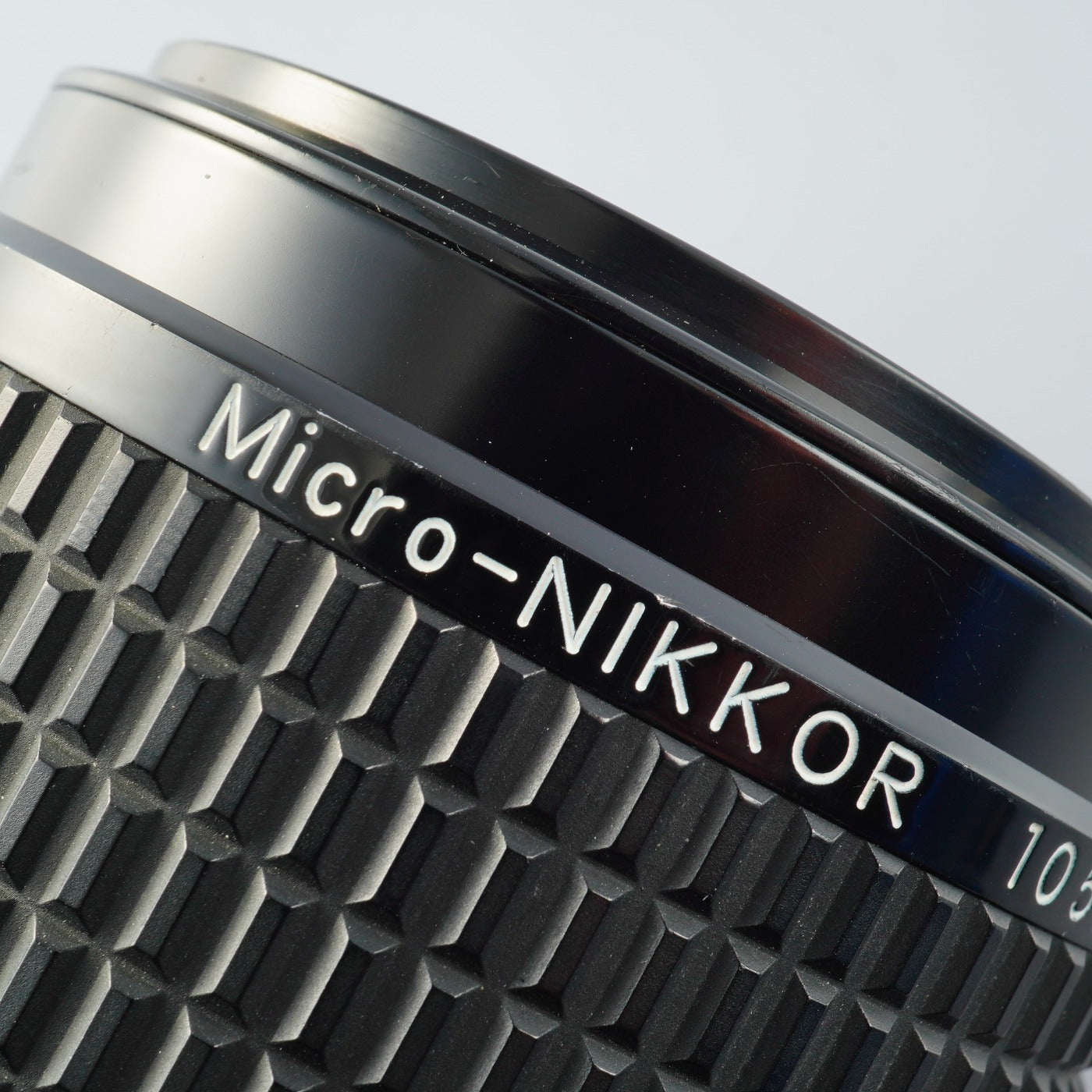 Nikon Micro NIKKOR Ai-s 105mm F/2.8 単焦点レンズ