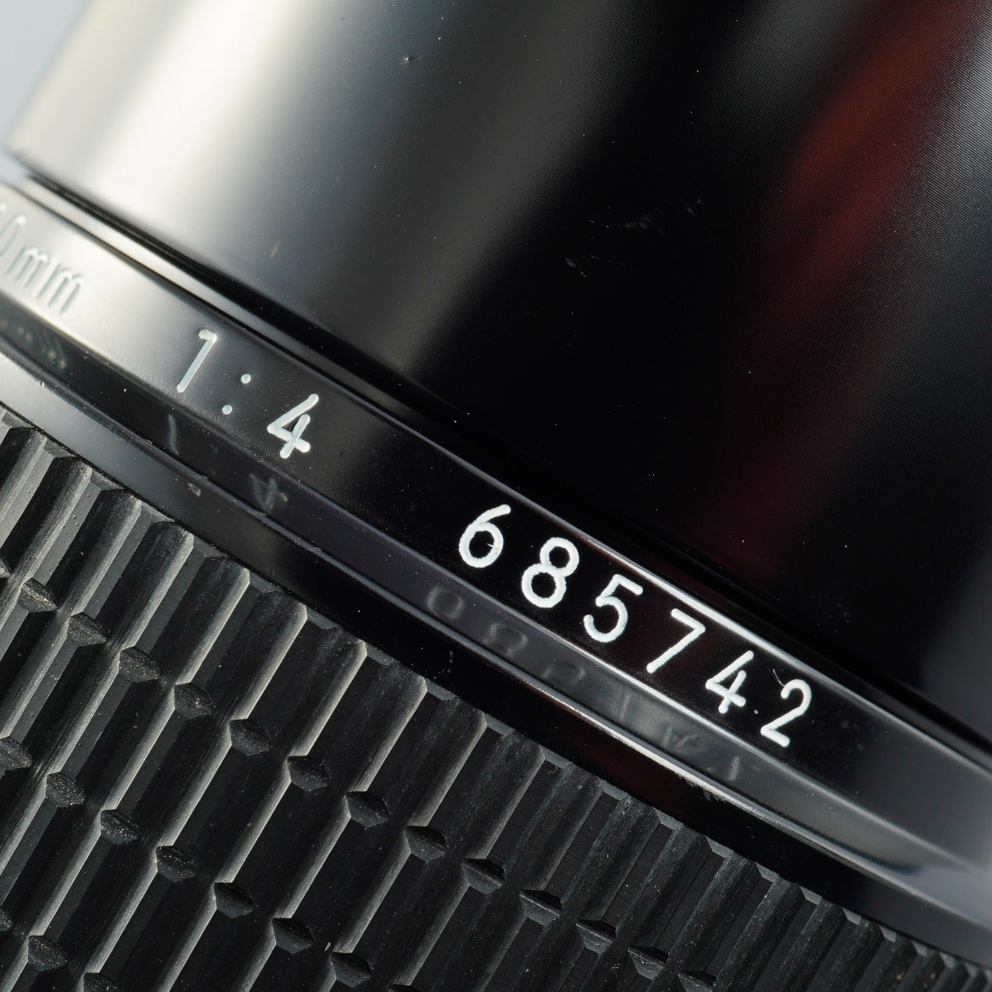 Nikon NIKKOR 200mm F/4 非Ai 単焦点レンズ