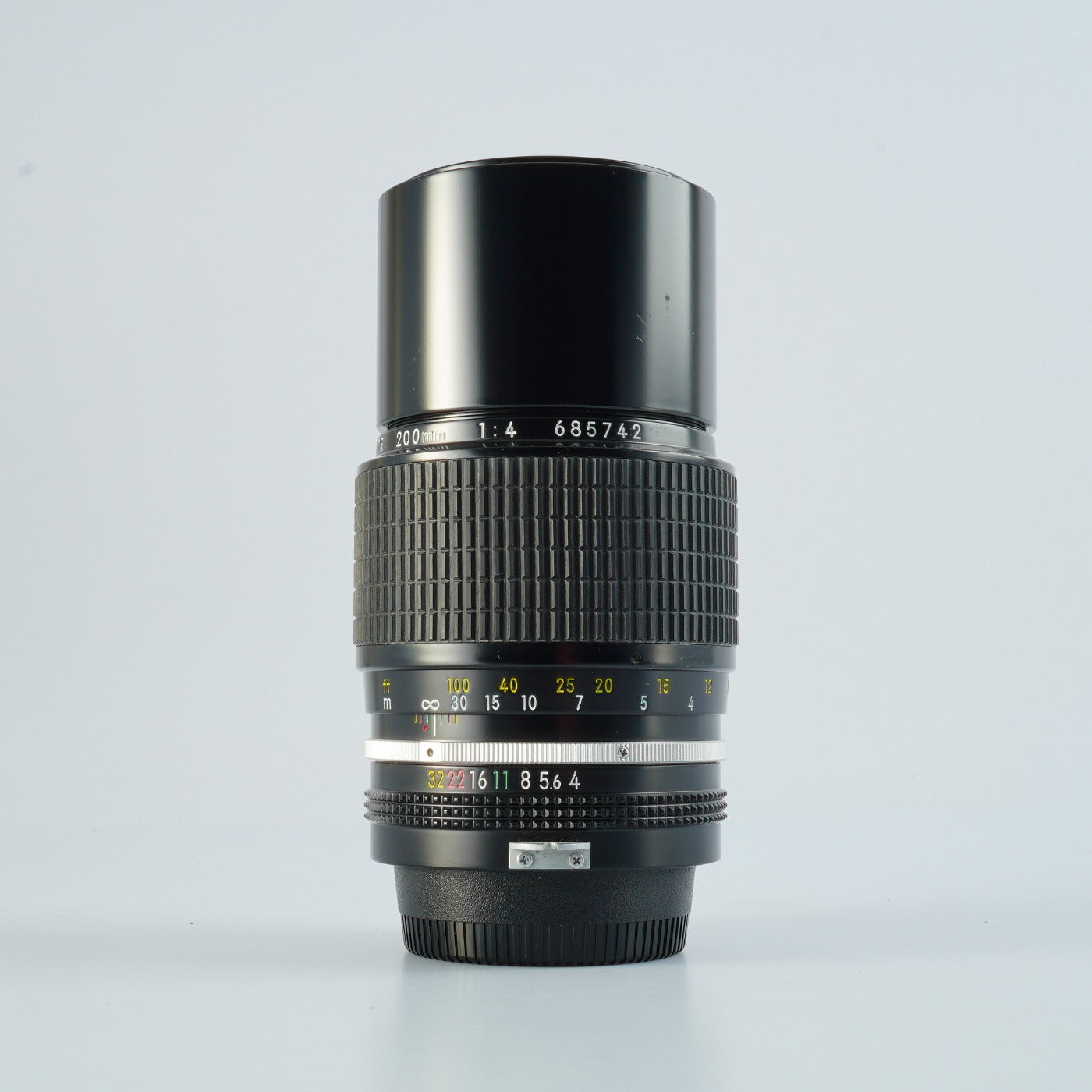 Nikon NIKKOR 200mm F/4 非Ai 単焦点レンズ