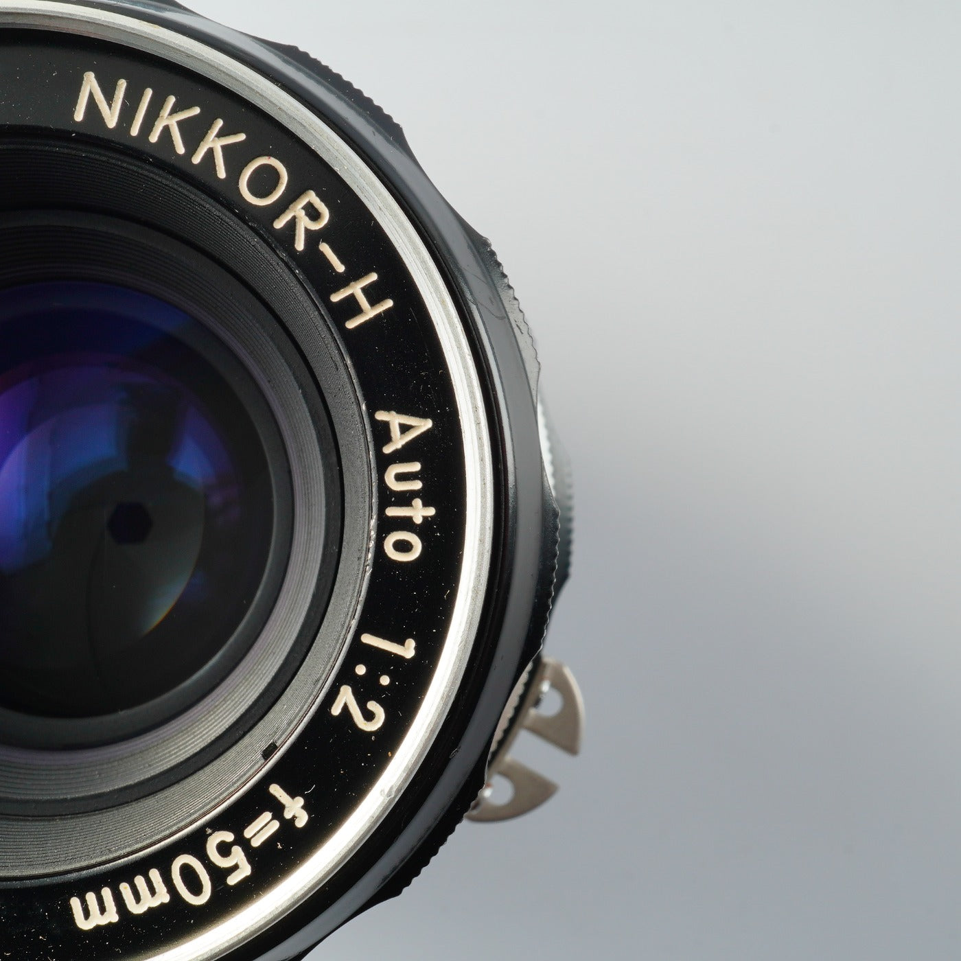 Nikon NIKKOR-H Auto 50mm F/2 Ai改 単焦点レンズ