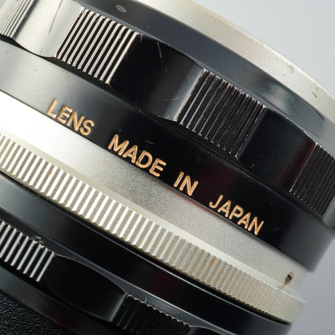 Nikon NIKKOR-H Auto 50mm F/2 Ai改 単焦点レンズ