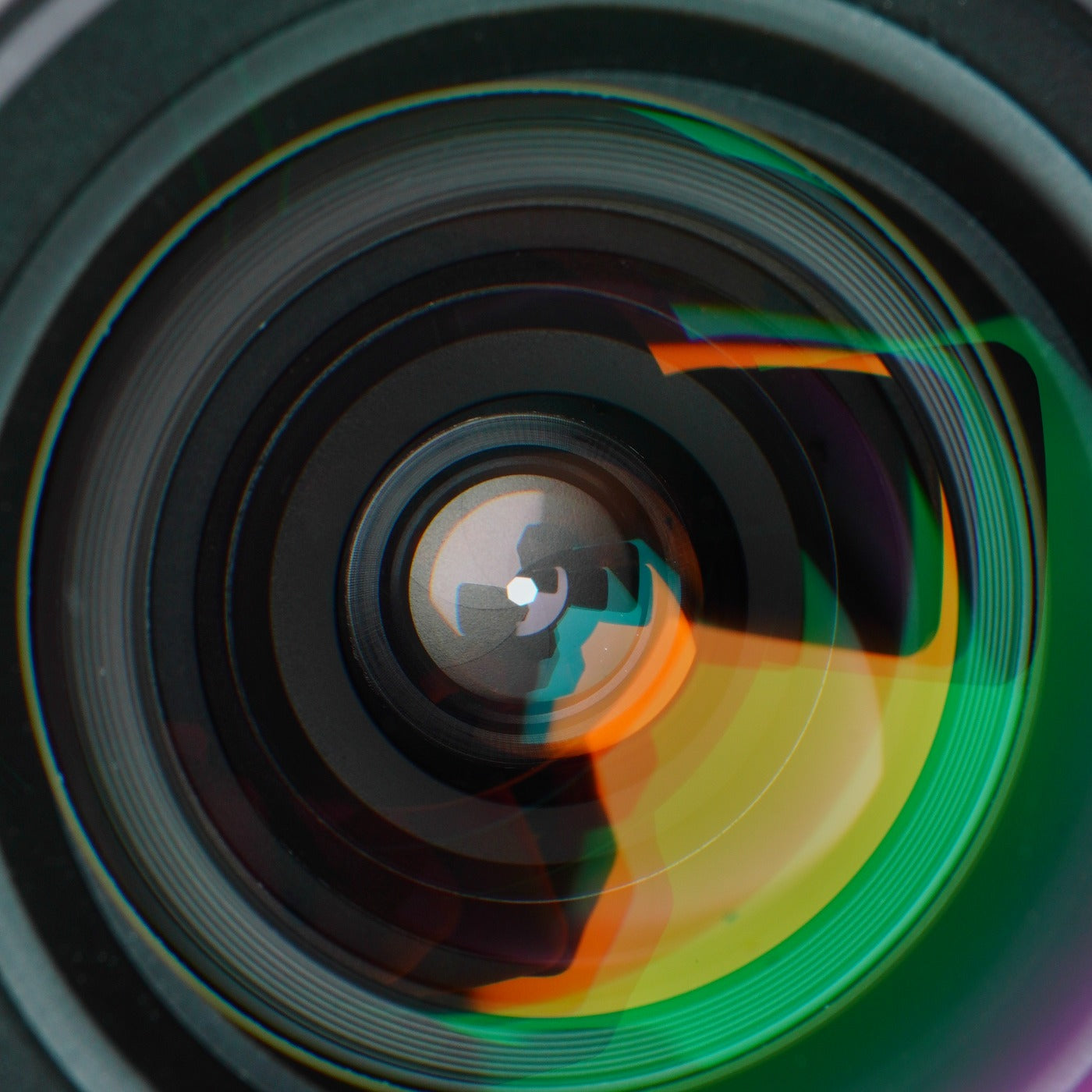 Nikon AF NIKKOR 24-50mm F/3.3-4.5 ズームレンズ