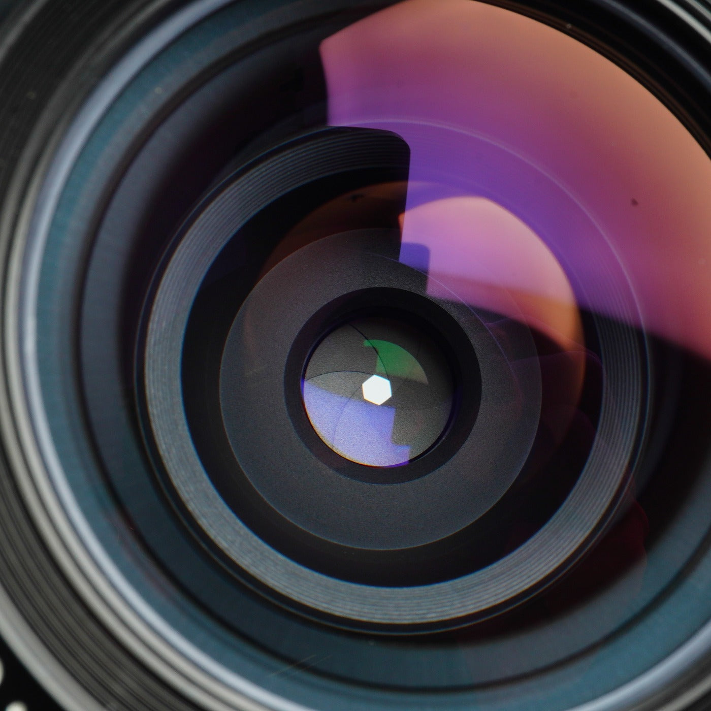 MINOLTA MC W.ROKKOR 28mm F/3.5 単焦点レンズ