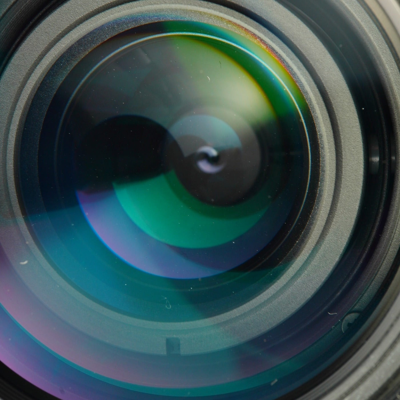 Nikon AF NIKKOR 75-300mm f/4.5-5.6 ズームレンズ