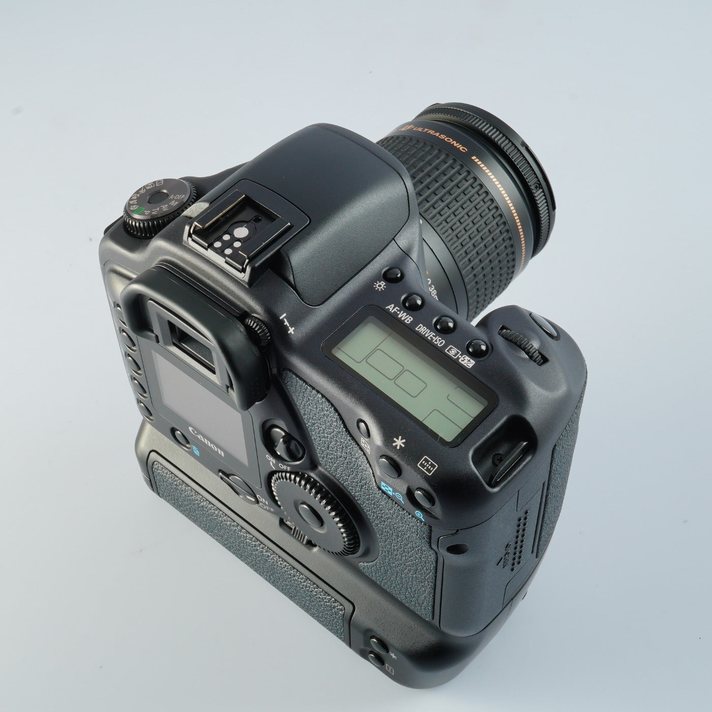 Canon EOS 10D ＋ EF 28-80mm F/3.5-5.6 Ⅲ + BG-ED3 + CF 2GB デジタル一眼レフカメラ