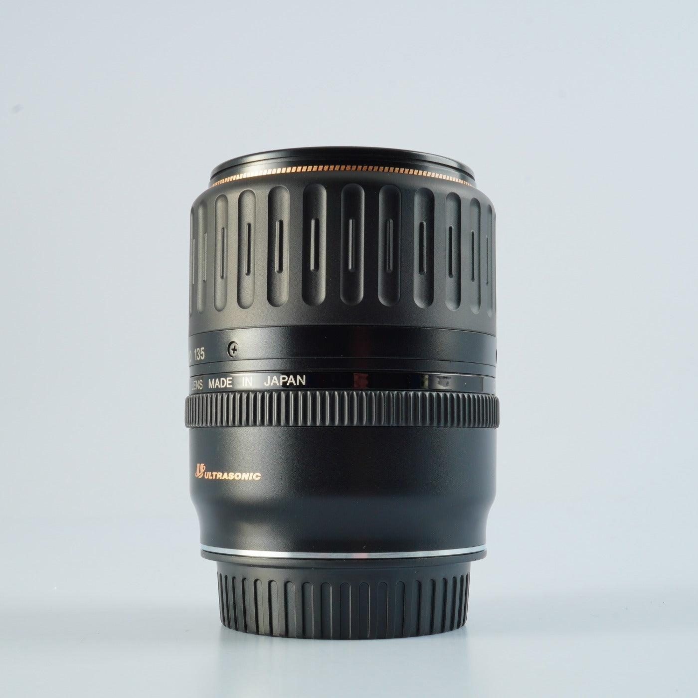 Canon EF 35-135mm F/4-5.6 USM ズームレンズ