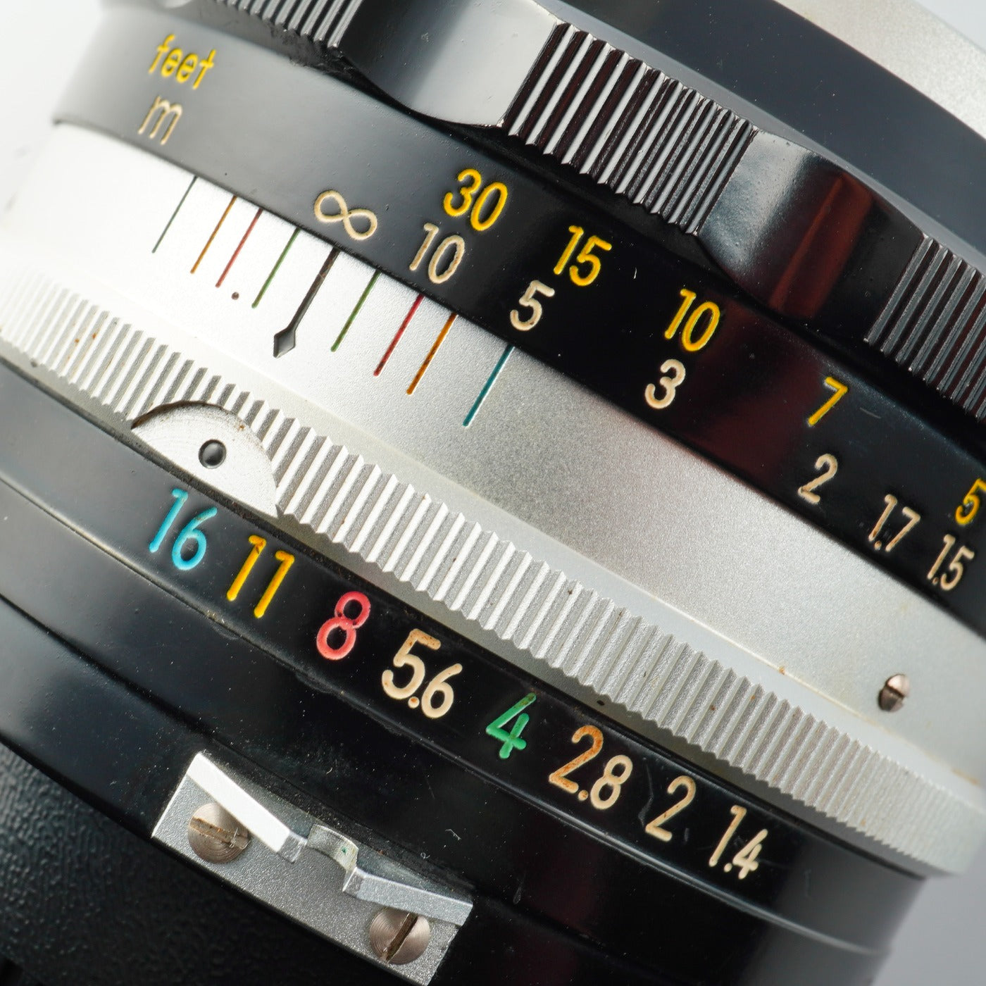 Nikon NIKKOR-S Auto 50mm F/1.4 非Ai 単焦点レンズ