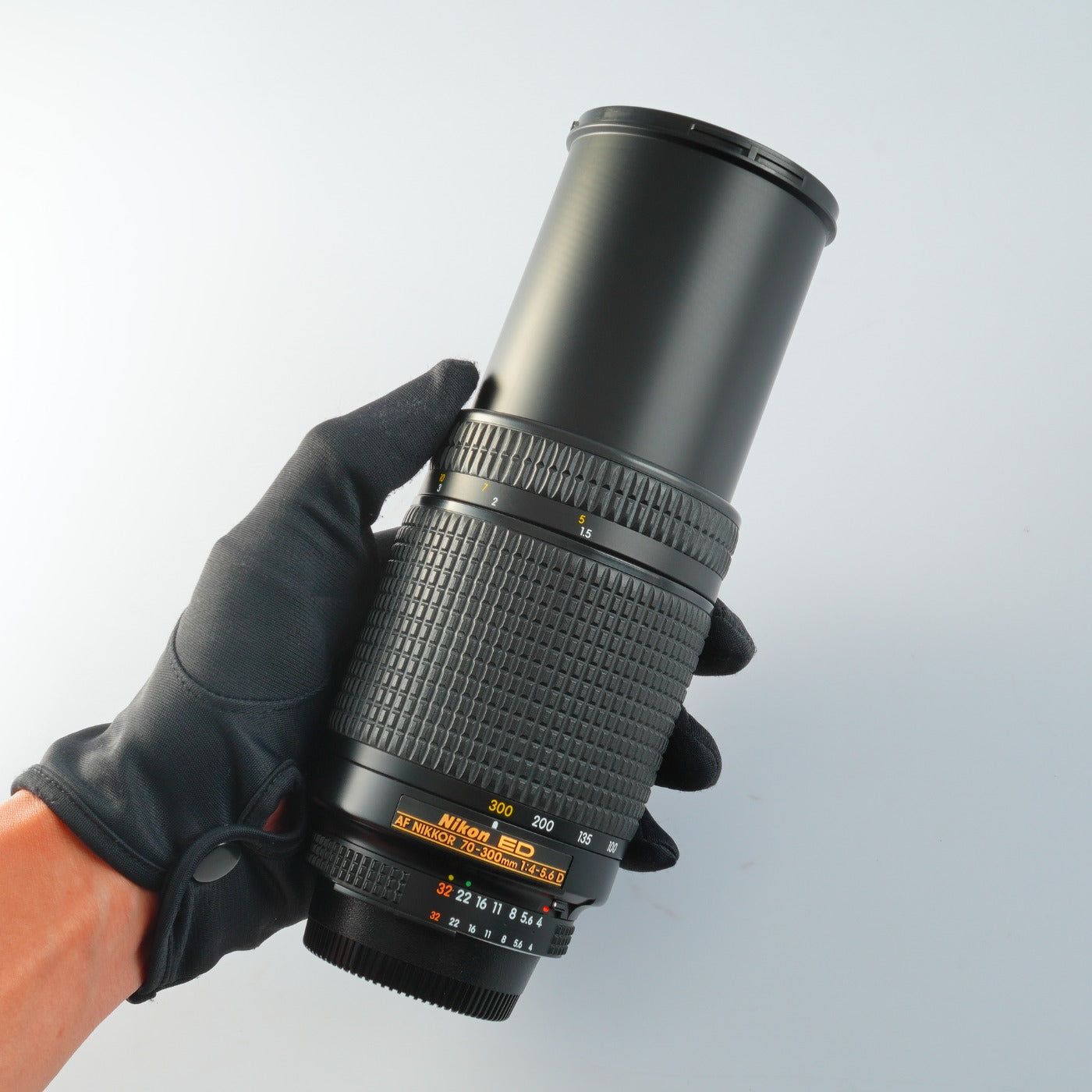 Nikon AF NIKKOR 70-300mm F/4-5.6 D ED ズームレンズ