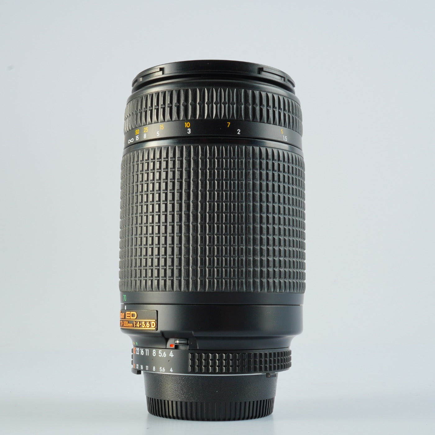 Nikon AF NIKKOR 70-300mm F/4-5.6 D ED ズームレンズ