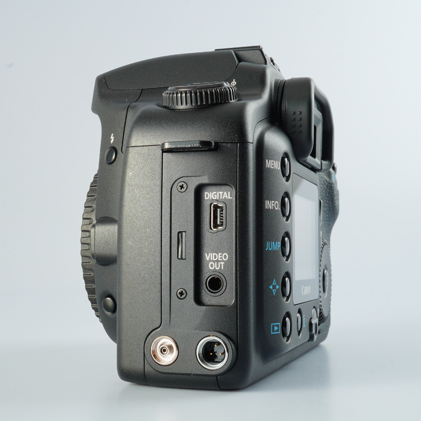 Canon EOS 10D ＋ EF 35-105mm F/3.5-4.5 + CF 2GB デジタル一眼レフカメラ