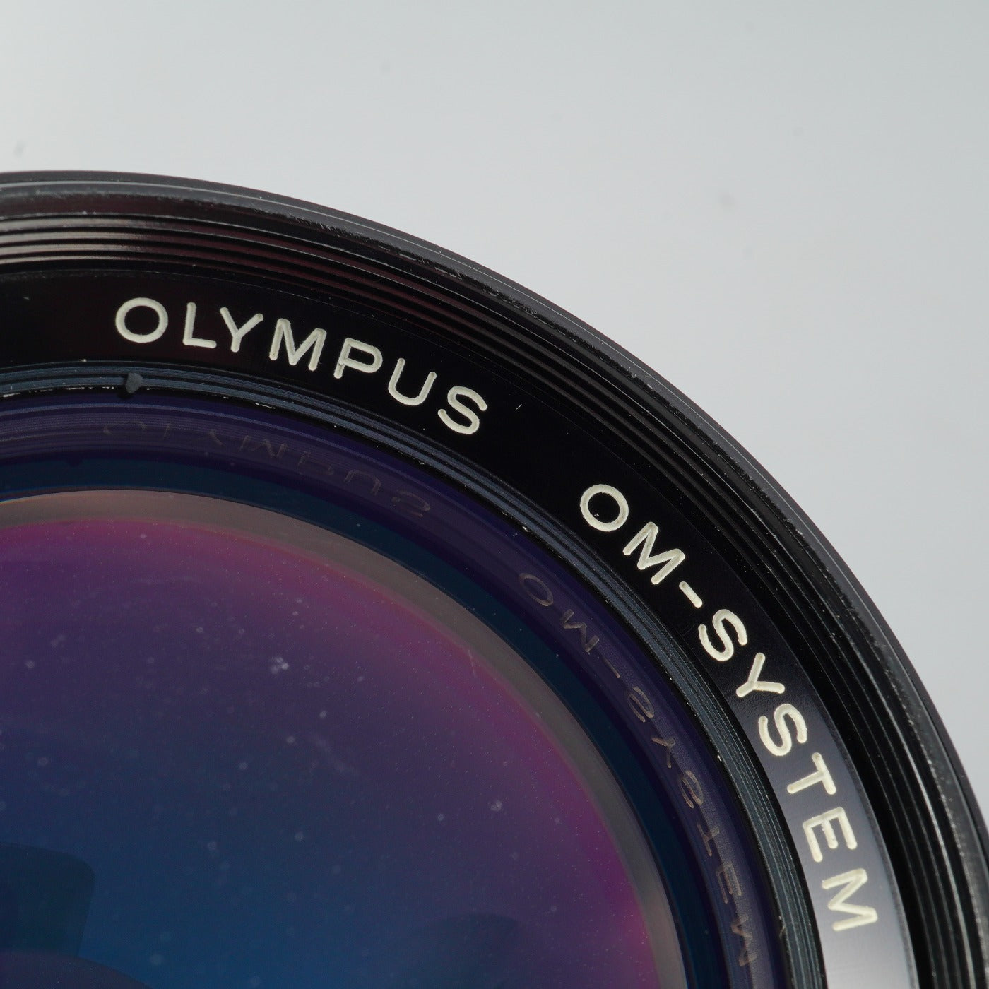 OLYMPUS OM-SYSTEM ZUIKO MC AUTO-T 135mm F/2.8 Festbrennweitenobjektiv