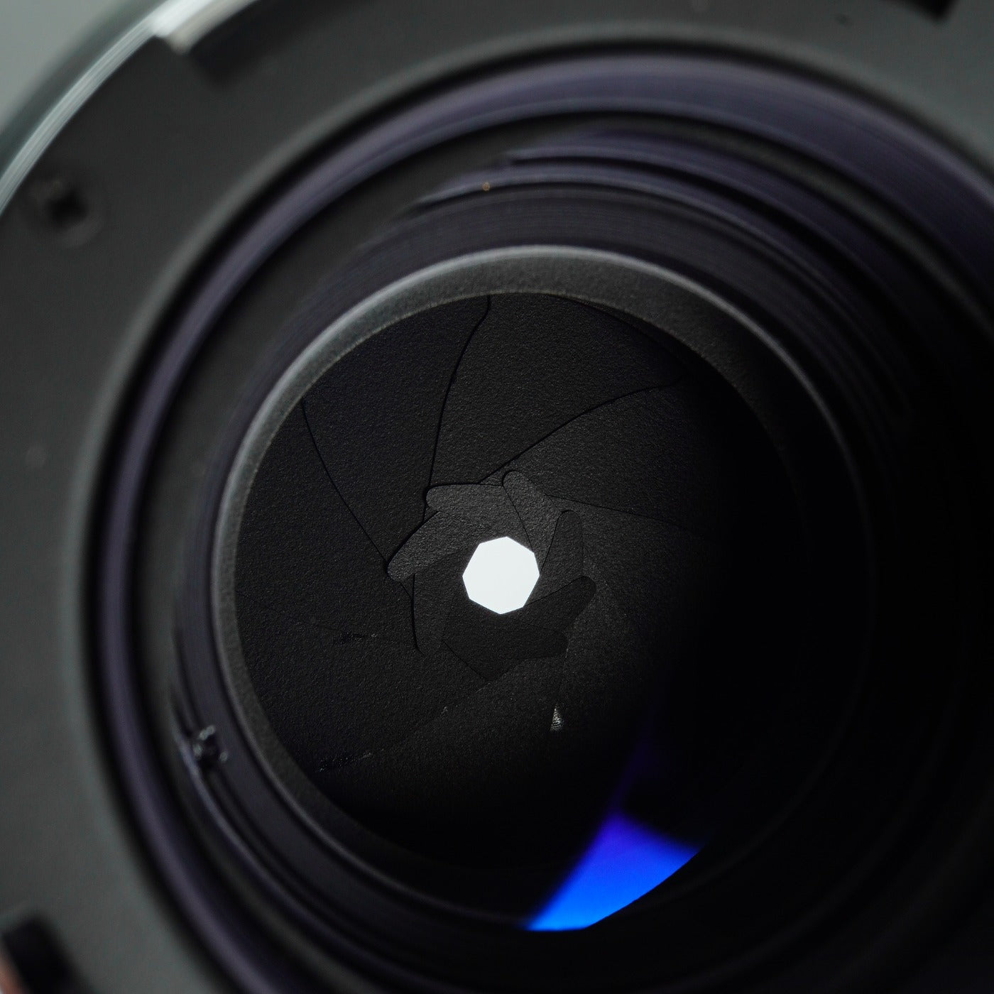 OLYMPUS OM-SYSTEM ZUIKO MC AUTO-T 135mm F/2.8 Festbrennweitenobjektiv