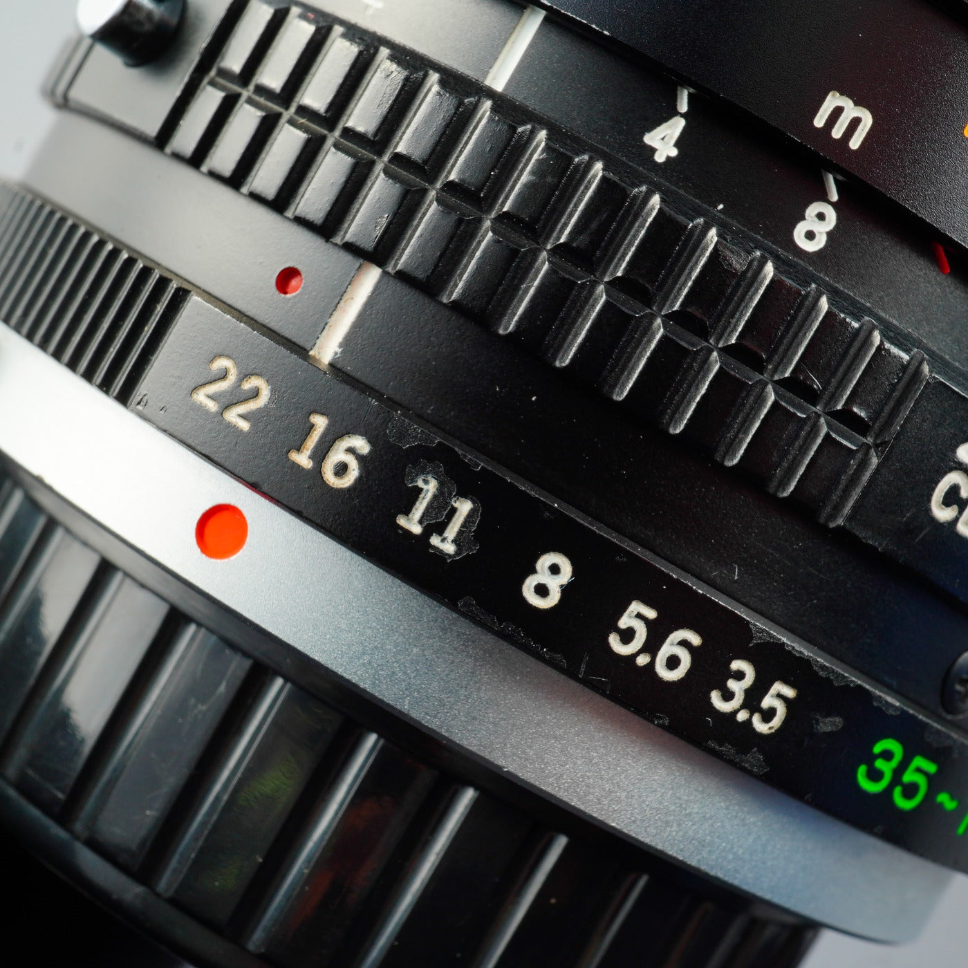 OLYMPUS OM-SYSTEM ZUIKO AUTO-ZOOM 35-105 mm F/3,5-4,5 Zoomobjektiv