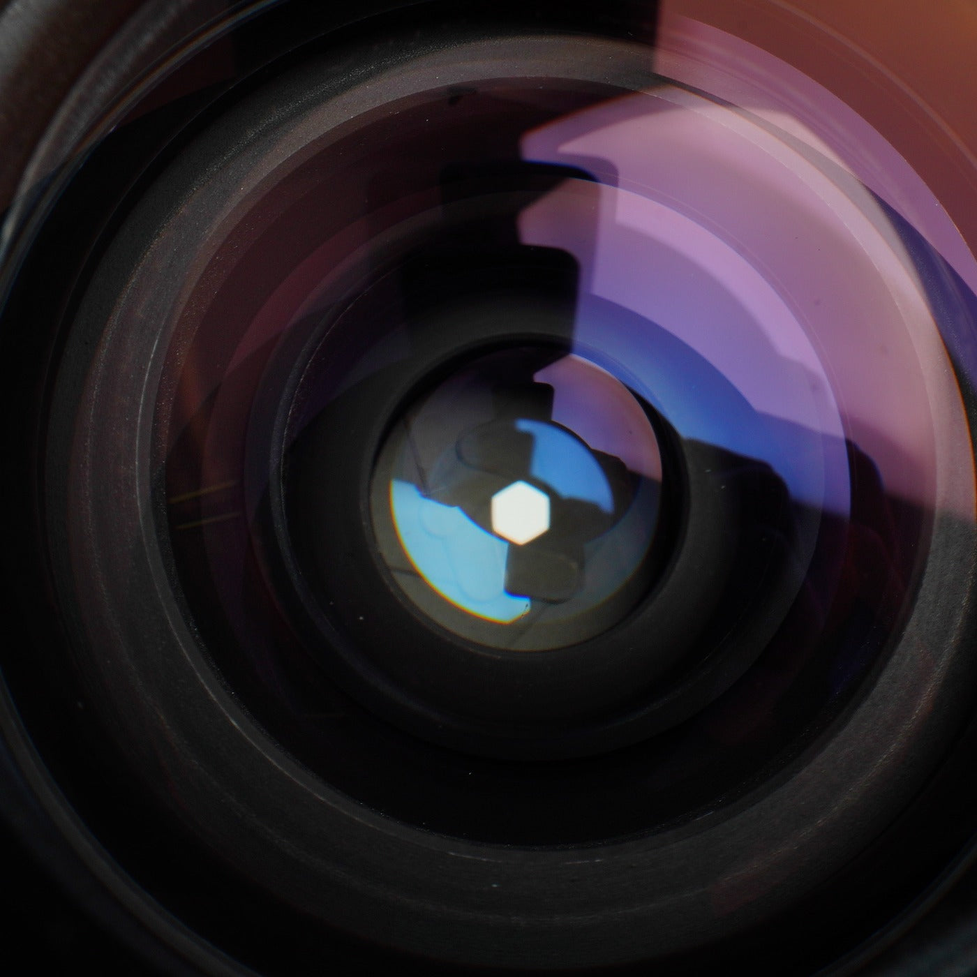 Nikon 非Ai NIKKOR-N 24mm F/2.8 単焦点レンズ