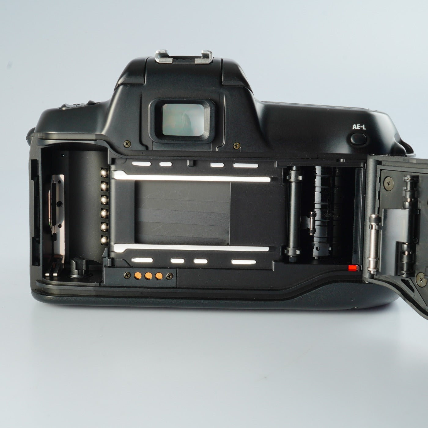 Nikon F50 ( N50 ) + AF NIKKOR 35-70mm F/3.3-4.5 ズームレンズ