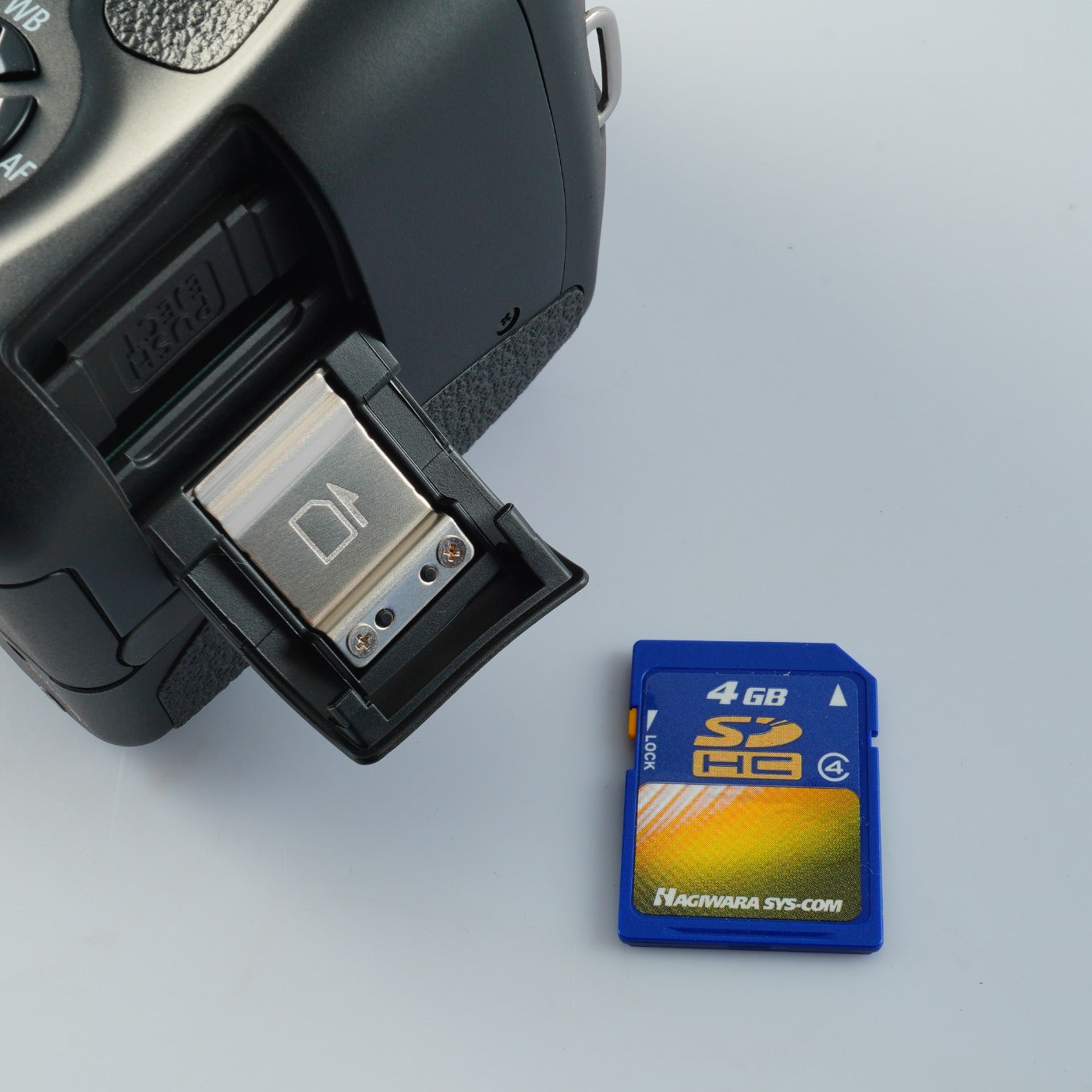 Canon EOS Kiss X5 ( Rebel T3i ) + EF-S 18-55mm F/3.5-5.6 Ⅱ USM + SD 8GB デジタル一眼レフカメラ