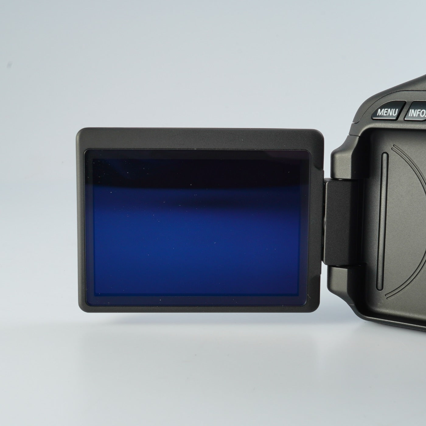 Canon EOS Kiss X5 ( Rebel T3i ) + EF-S 18-55mm F/3.5-5.6 Ⅱ USM + SD 8GB デジタル一眼レフカメラ