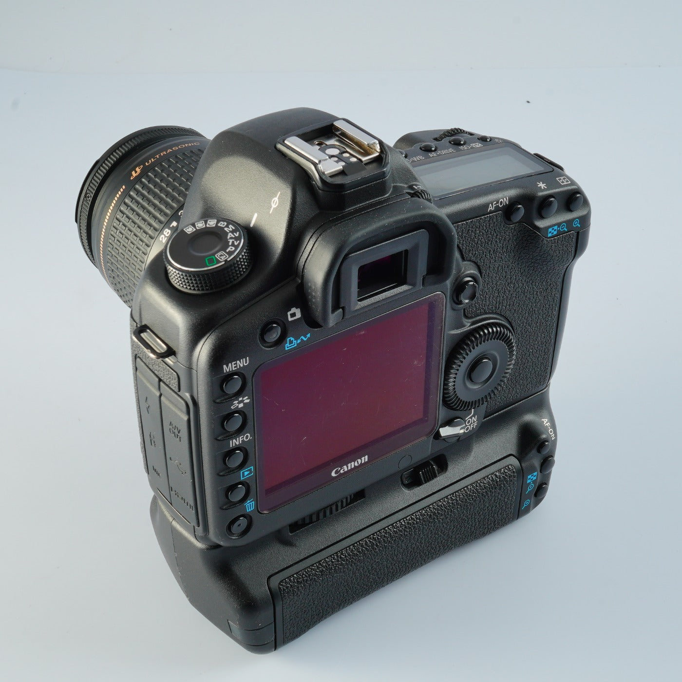 Canon EOS 5D Mark Ⅱ + EF 28-80mm F/3.5-5.6 Ⅳ USM + BG-E6 + CF 2GB デジタル一眼レフカメラ