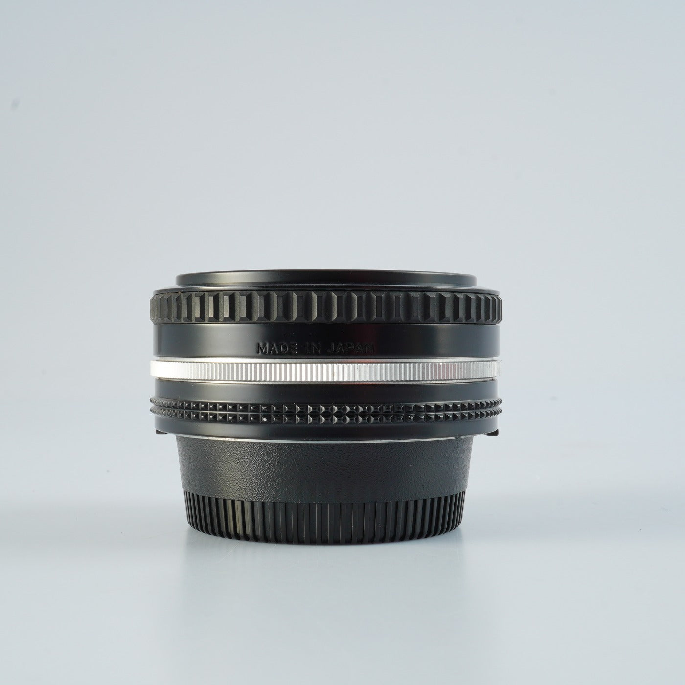 Nikon NIKKOR 50mm F/1.8 Ai-S 単焦点レンズ