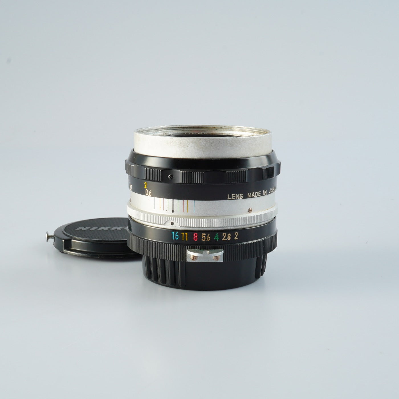 Nikon NIKKOR-H Auto 50mm F/2 非Ai 単焦点レンズ