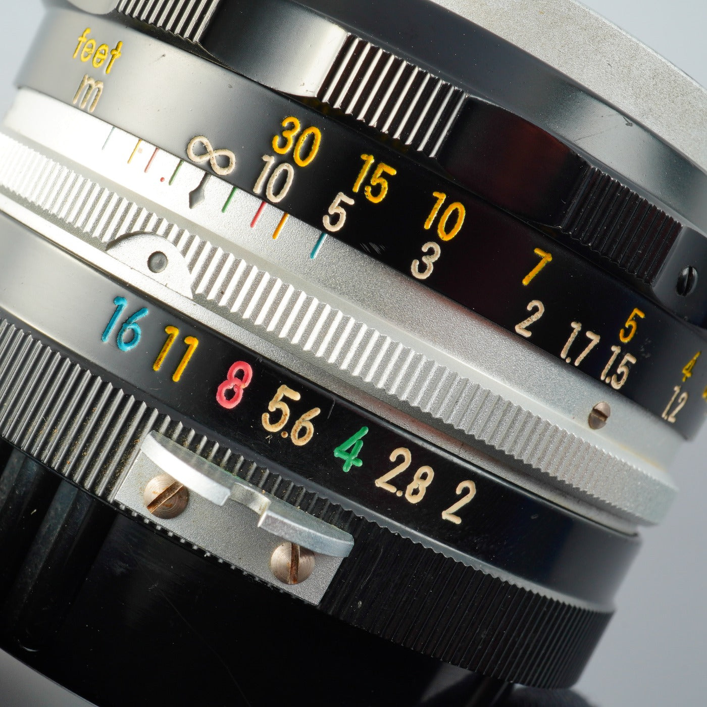 Nikon NIKKOR-H Auto 50mm F/2 非Ai 単焦点レンズ