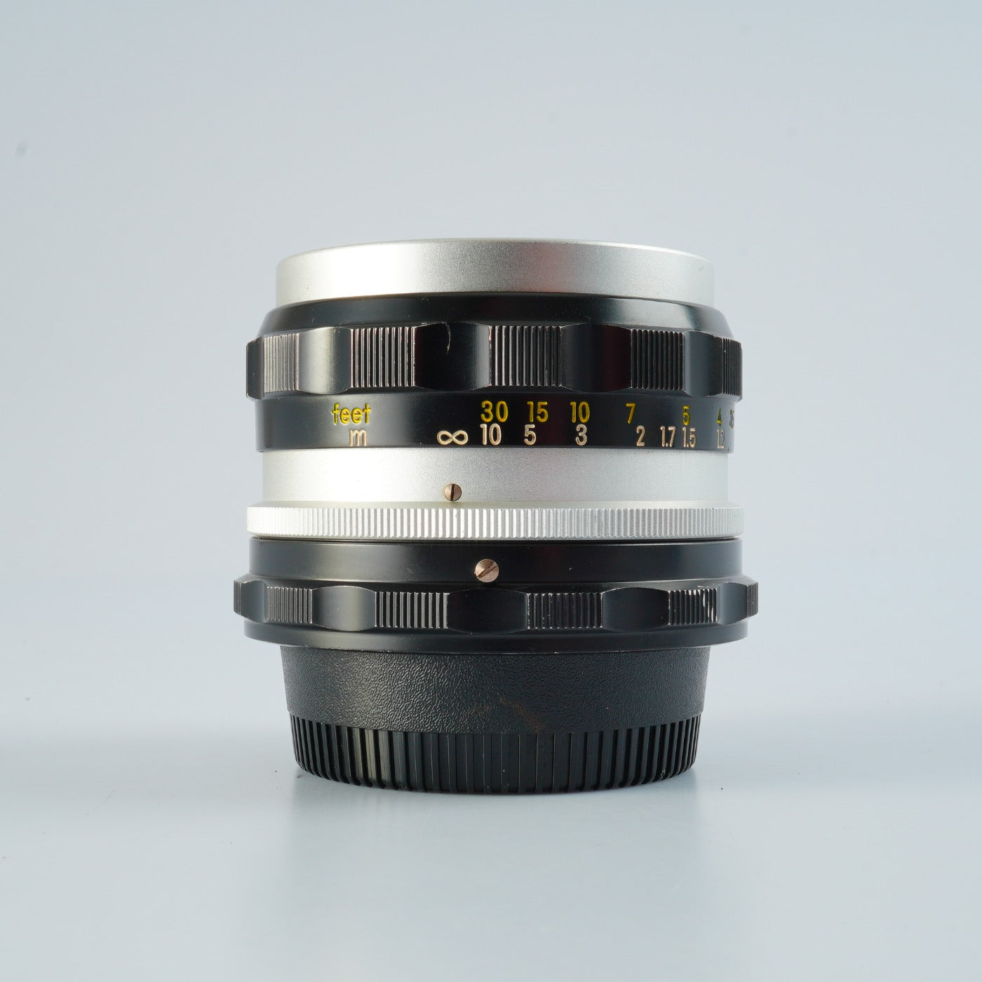 Nikon NIKKOR-H Auto 50mm F/2 非Ai 単焦点レンズ