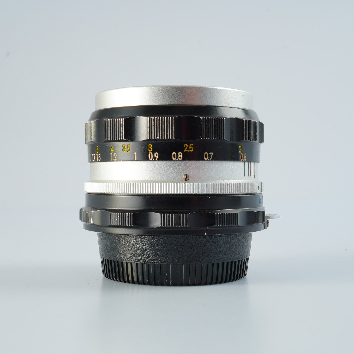 Nikon NIKKOR-H Auto 50mm F/2 非Ai 単焦点レンズ