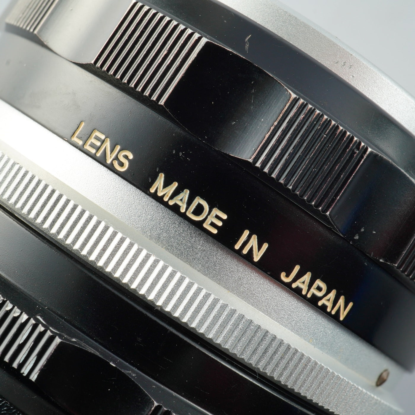 Nikon NIKKOR-H Auto 50mm F/2 非Ai 単焦点レンズ