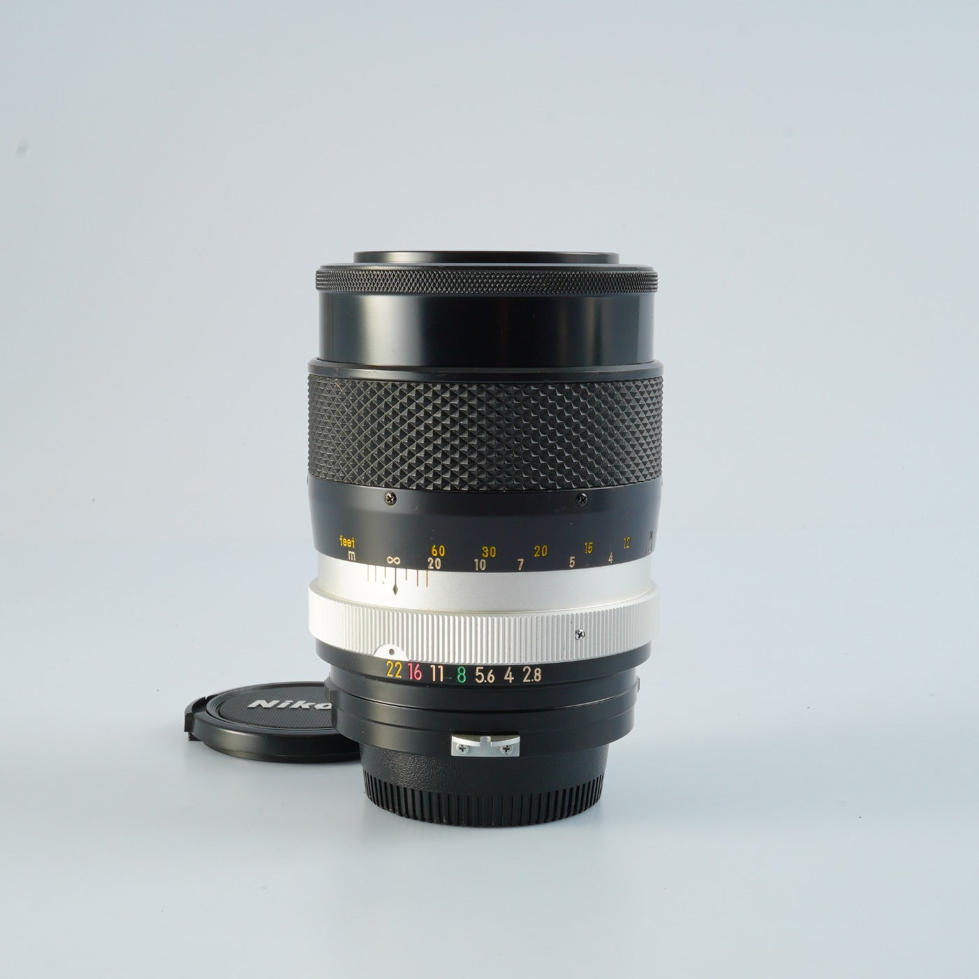 Nikon NIKKOR-Q.C Auto 135mm F/2.8 非Ai 単焦点レンズ