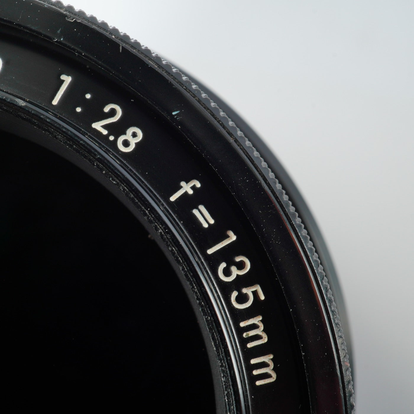 Nikon NIKKOR-Q.C Auto 135mm F/2.8 非Ai 単焦点レンズ