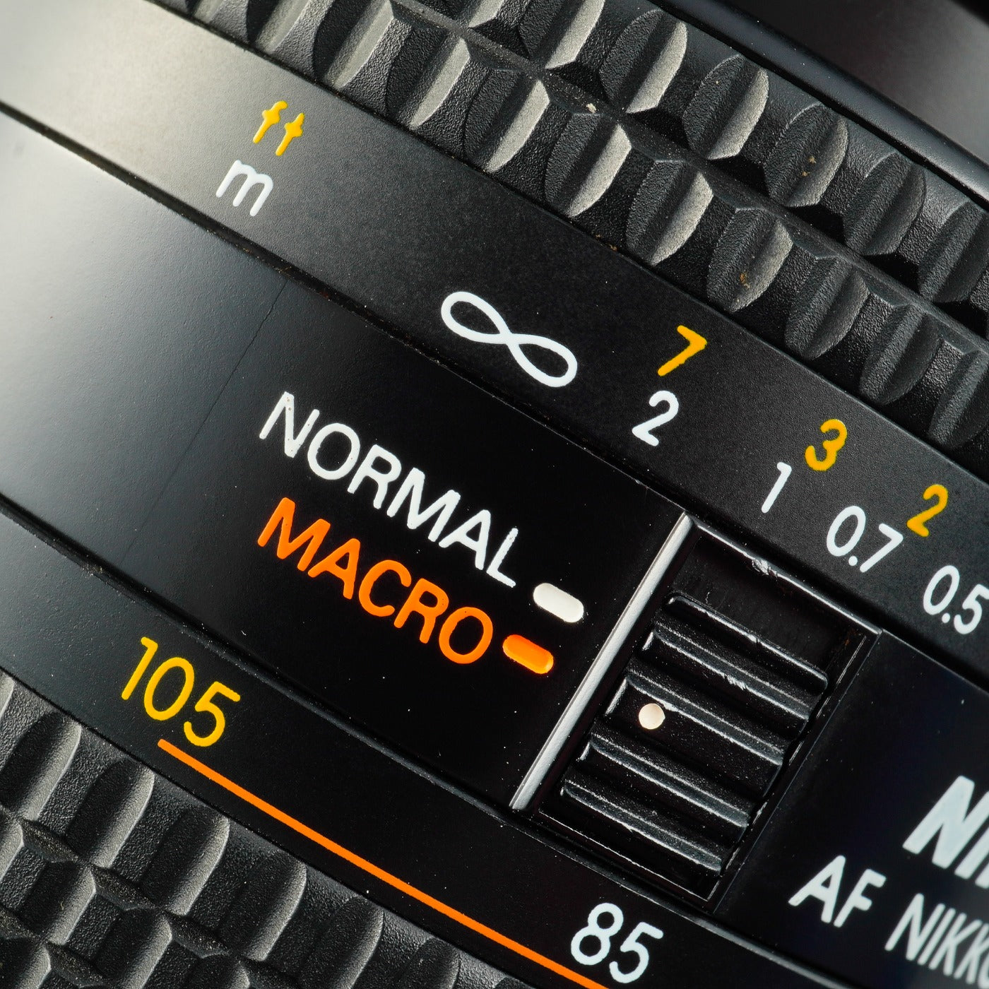 Nikon AF NIKKOR 28-105mm F/3.5-4.5 D ズームレンズ