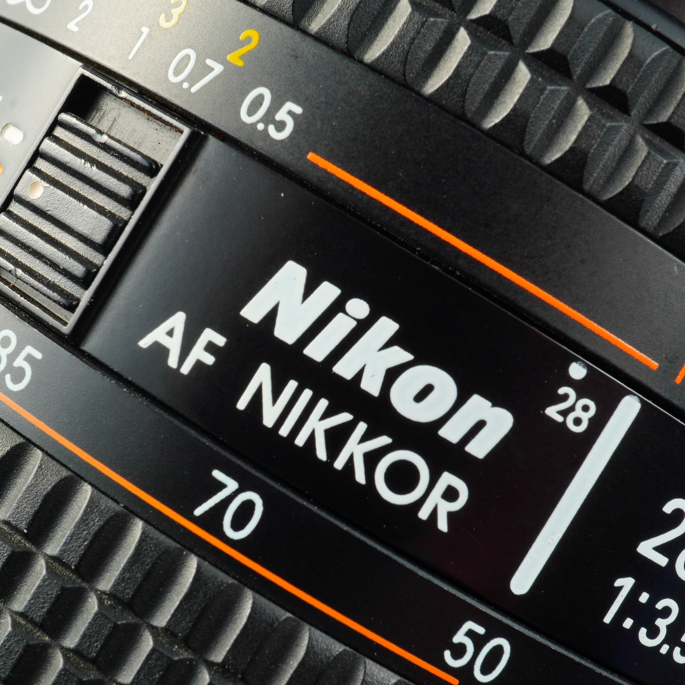 Nikon AF NIKKOR 28-105mm F/3.5-4.5 D ズームレンズ