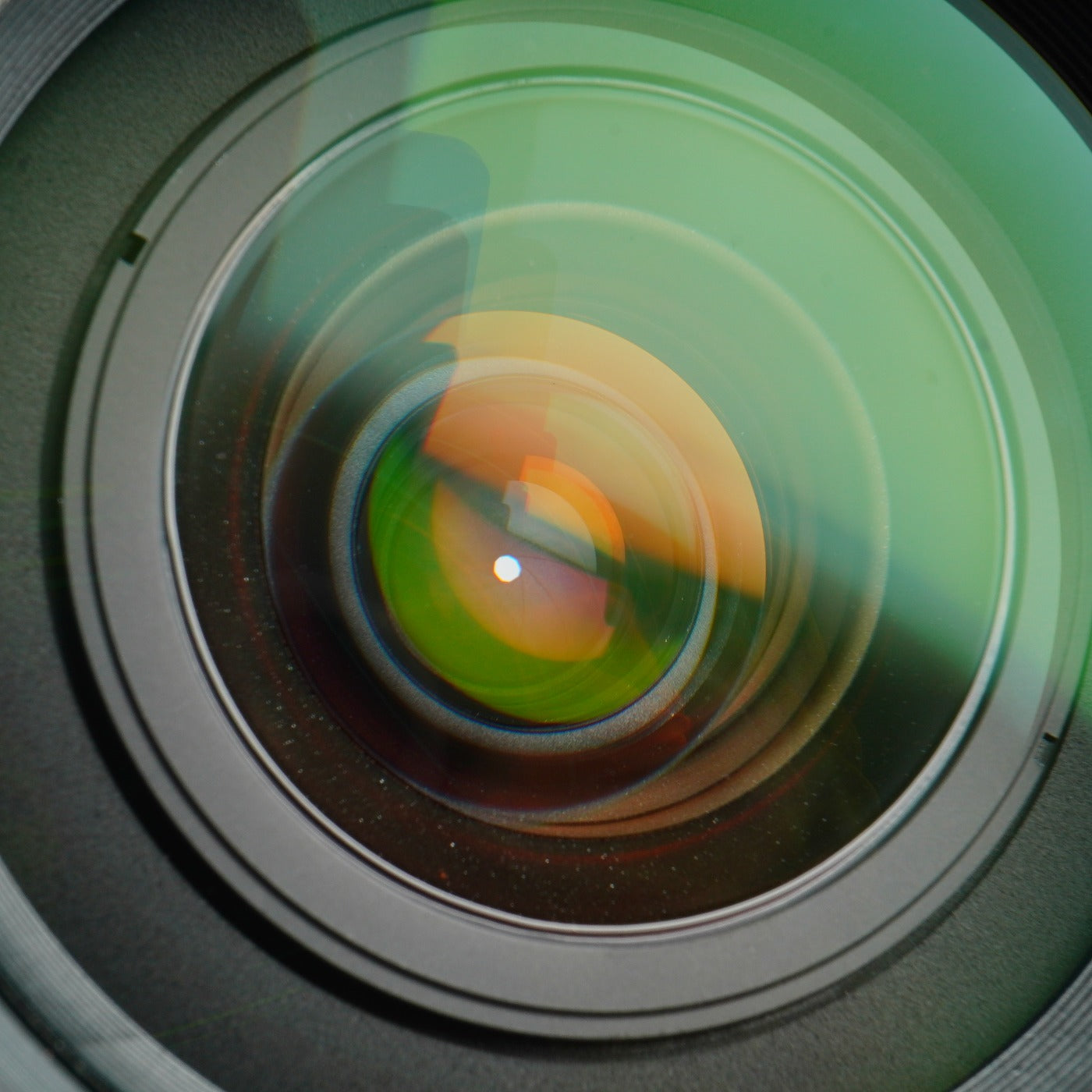 Nikon AF NIKKOR 28-105mm F/3.5-4.5 D ズームレンズ