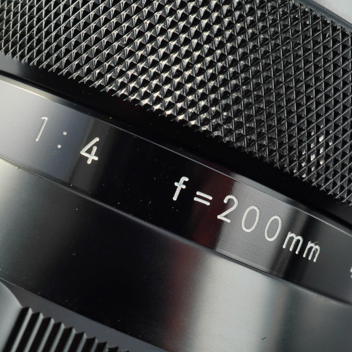Nikon NIKKOR-Q Auto 200mm F/4 非Ai 単焦点レンズ