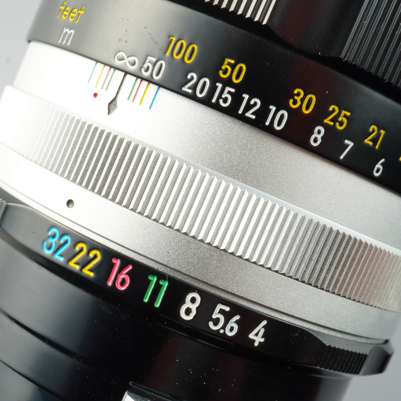 Nikon NIKKOR-Q Auto 200mm F/4 非Ai 単焦点レンズ