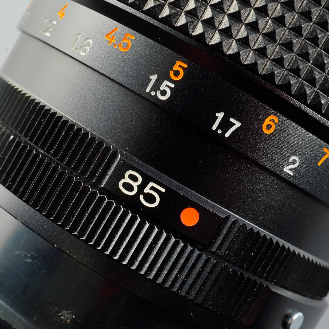 Konica Hexanon AR 85mm F/1.8 単焦点レンズ