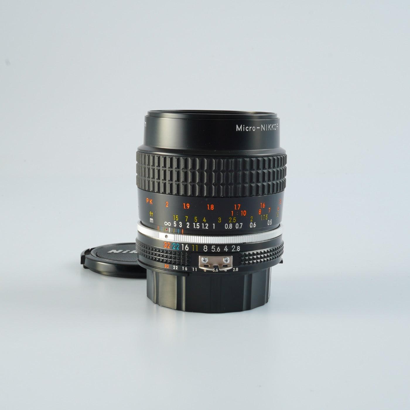 Nikon Ai-s Micro NIKKOR 55mm F/2.8 マクロレンズ