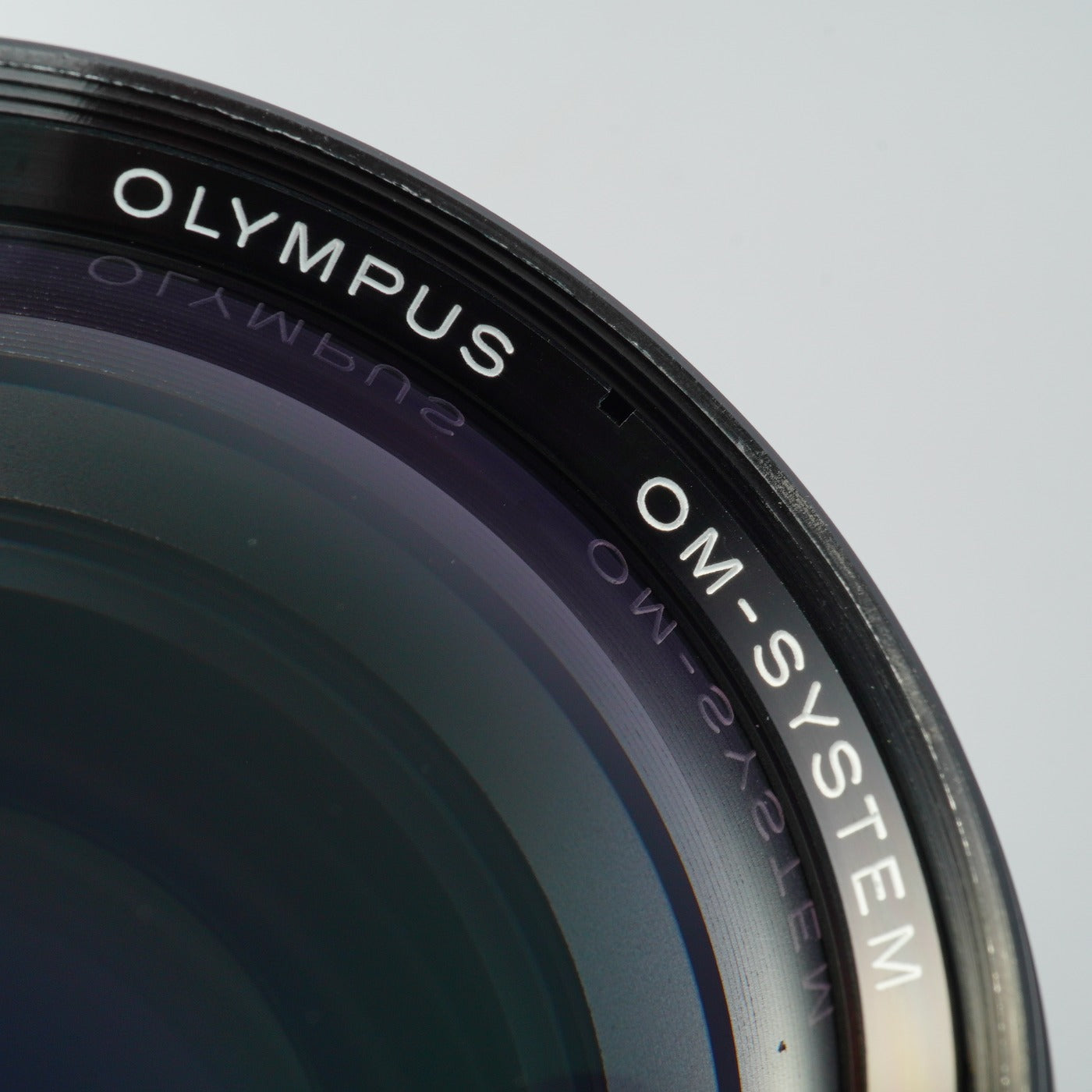 OLYMPUS OM-SYSTEM ZUIKO MC AUTO-T 200mm F/4 単焦点レンズ