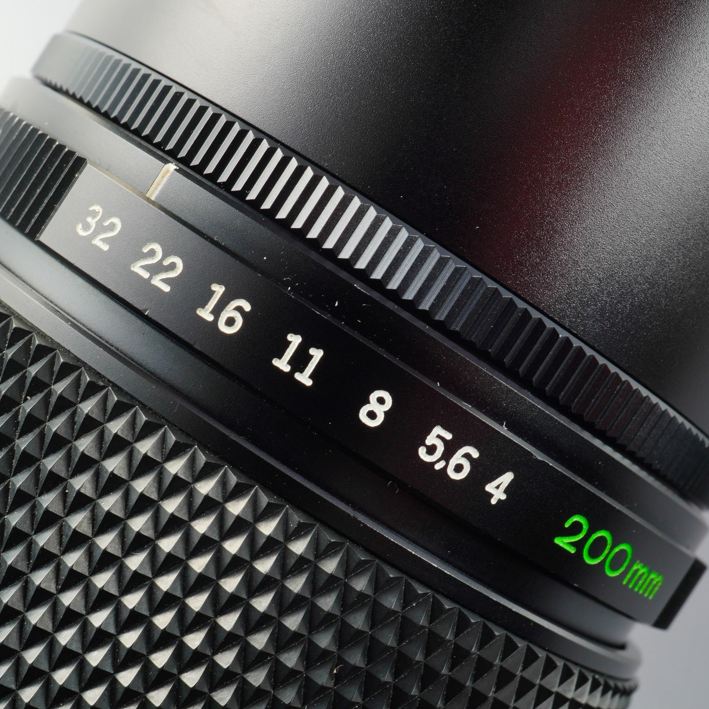 OLYMPUS OM-SYSTEM ZUIKO MC AUTO-T 200mm F/4 単焦点レンズ