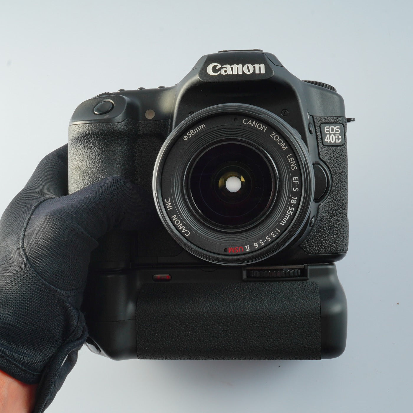 Canon EOS 40D + EF-S 18-55mm F/3.5-5.6 Ⅱ USM + CF 2GB デジタル一眼レフカメラ