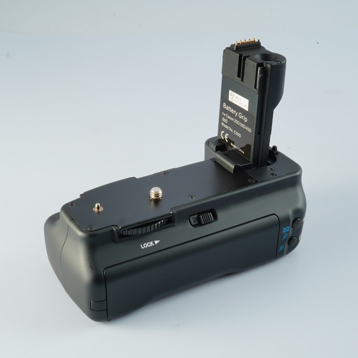 Canon EOS 40D + EF-S 18-55mm F/3.5-5.6 Ⅱ USM + CF 2GB デジタル一眼レフカメラ