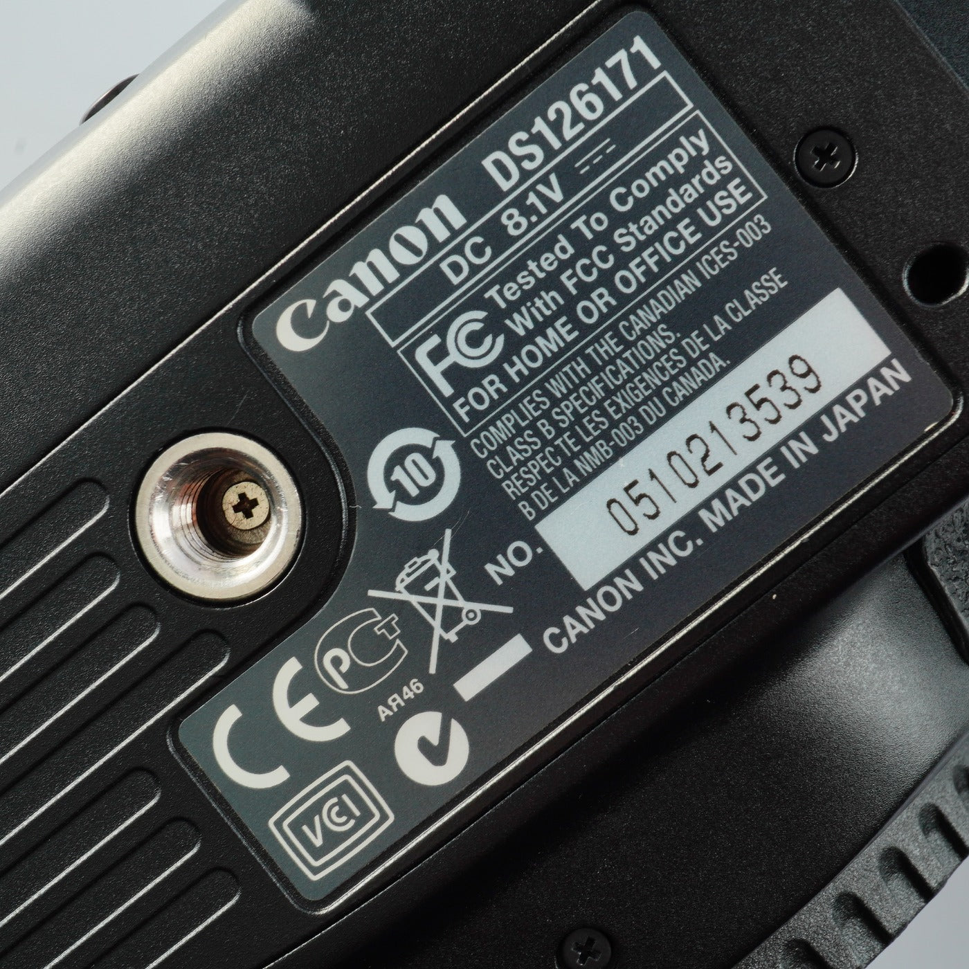 Canon EOS 40D + EF-S 18-55mm F/3.5-5.6 Ⅱ USM + CF 2GB デジタル一眼レフカメラ