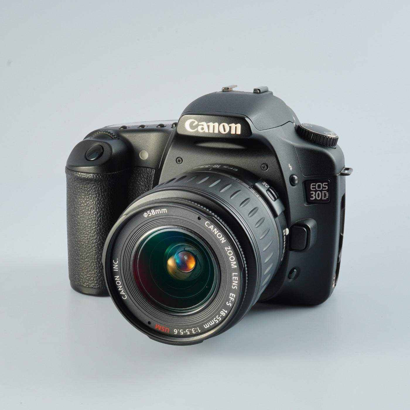 Canon EOS 30D + EF-S 18-55mm F/3.5-5.6 USM + CF 2GB デジタル一眼レフカメラ