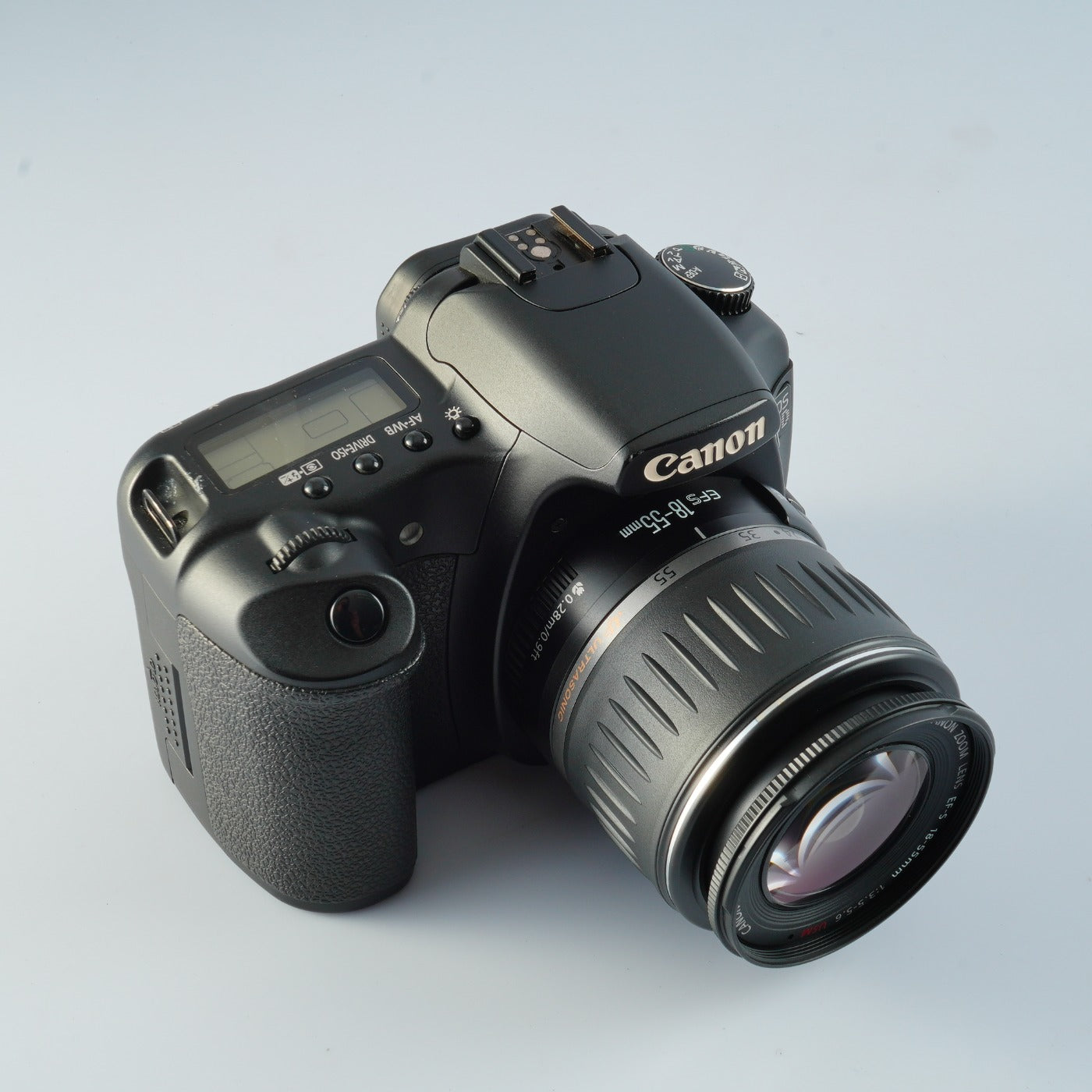 Canon EOS 30D + EF-S 18-55mm F/3.5-5.6 USM + CF 2GB デジタル一眼レフカメラ