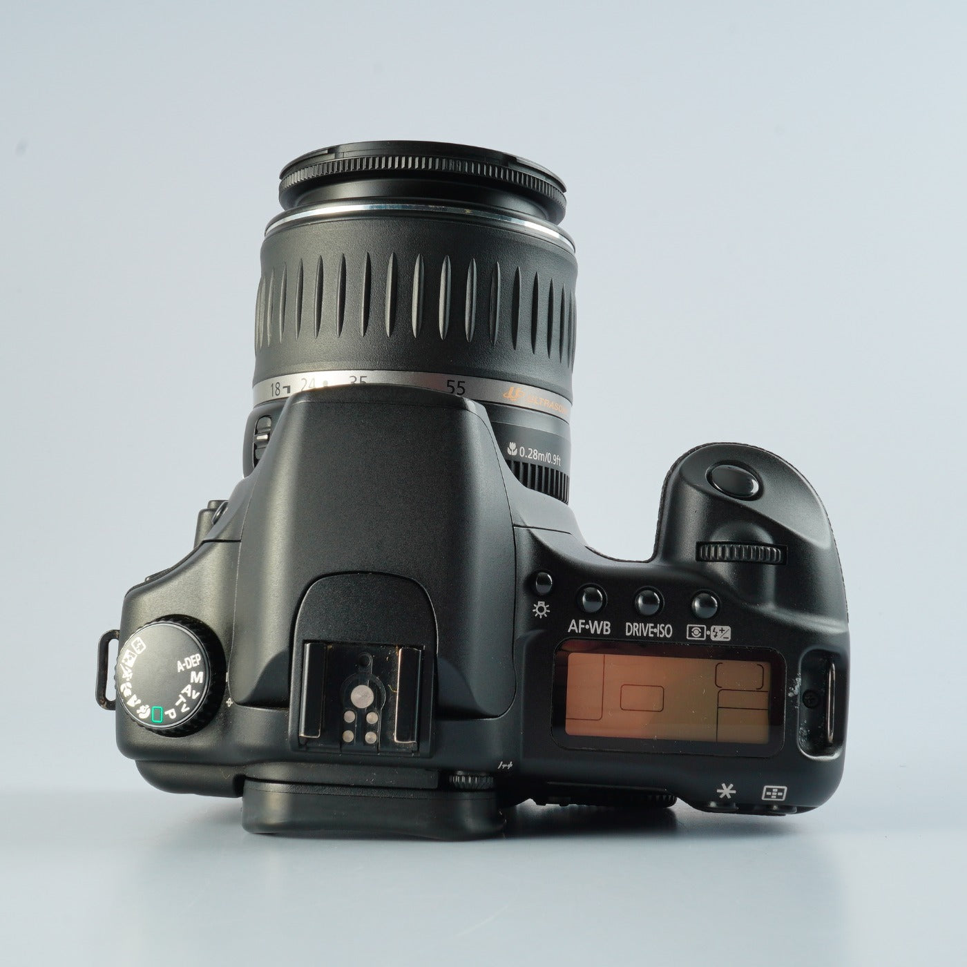 Canon EOS 30D + EF-S 18-55mm F/3.5-5.6 USM + CF 2GB デジタル一眼レフカメラ