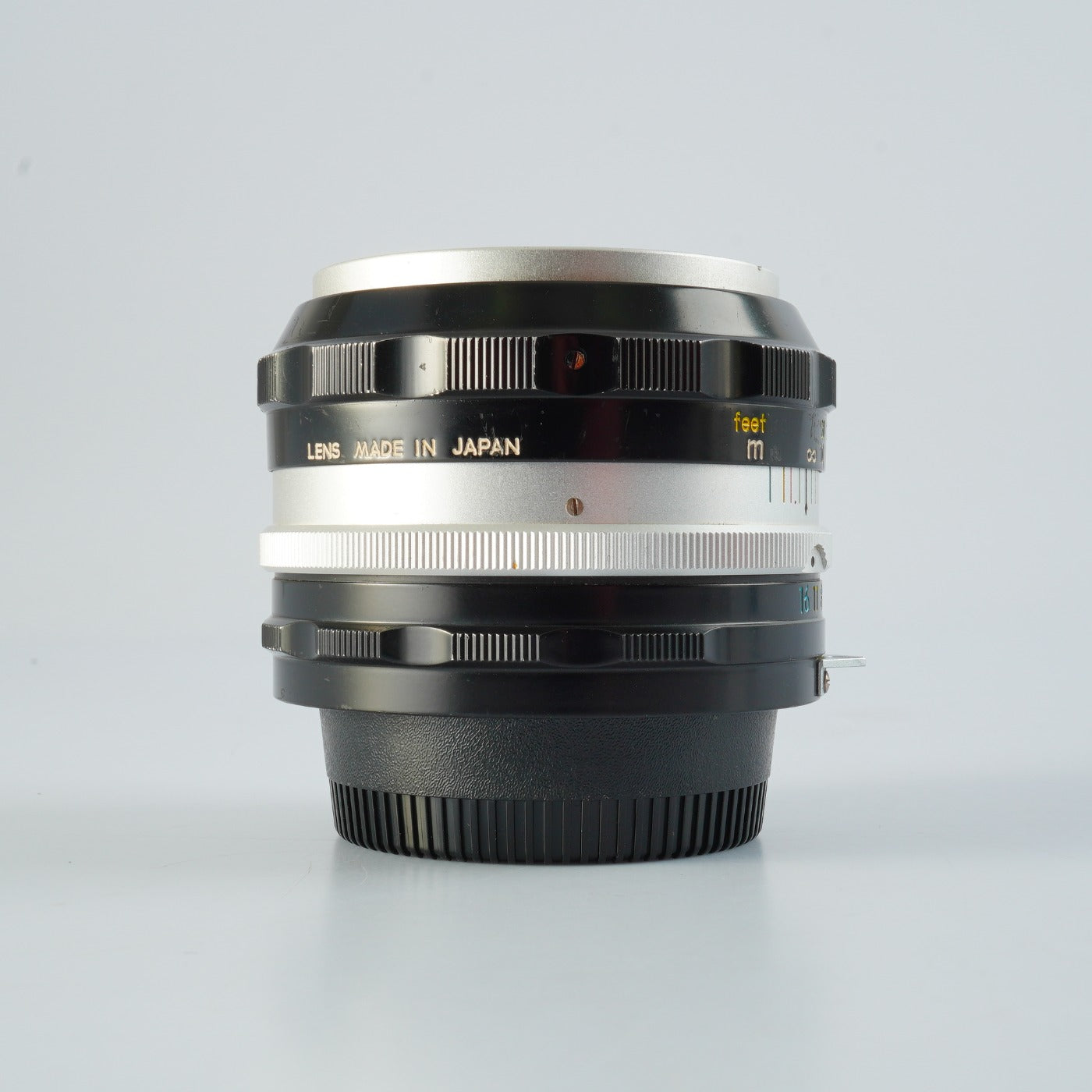 Nikon Nikkor-S Auto 50mm F/1.4 " 6 Blade " 非Ai 単焦点レンズ