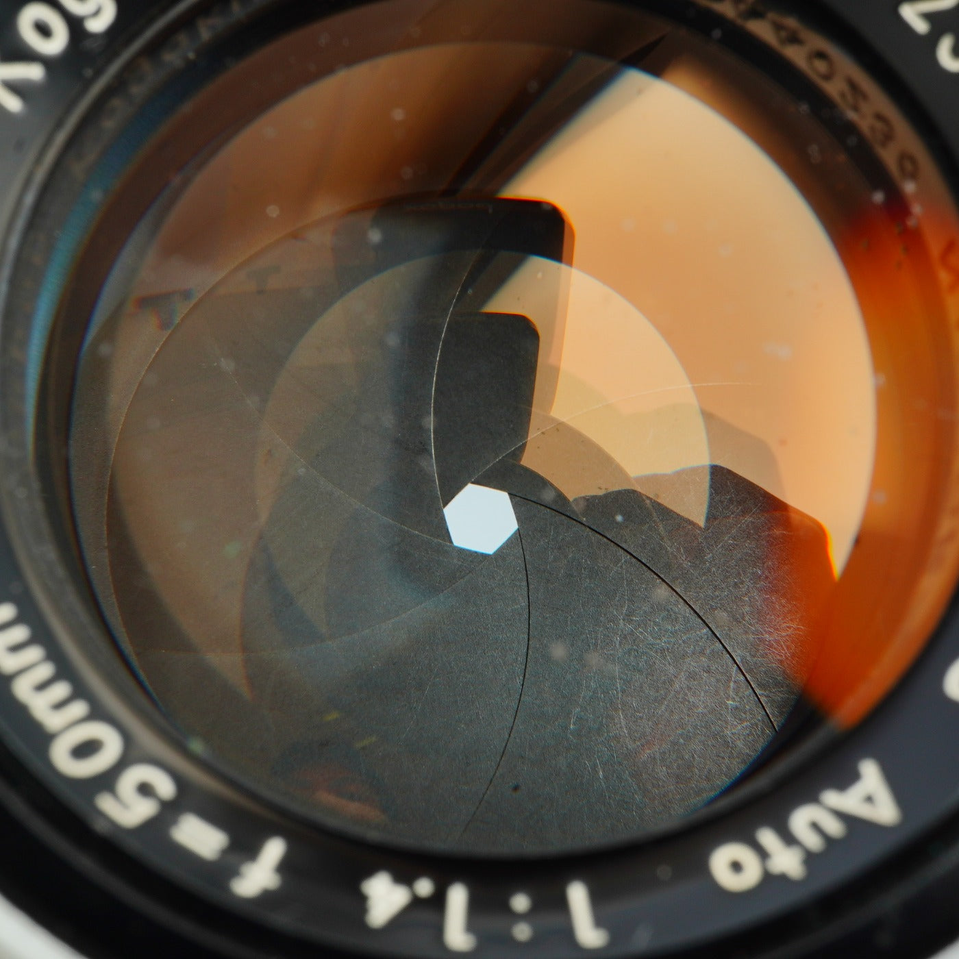 Nikon Nikkor-S Auto 50mm F/1.4 " 6 Blade " 非Ai 単焦点レンズ