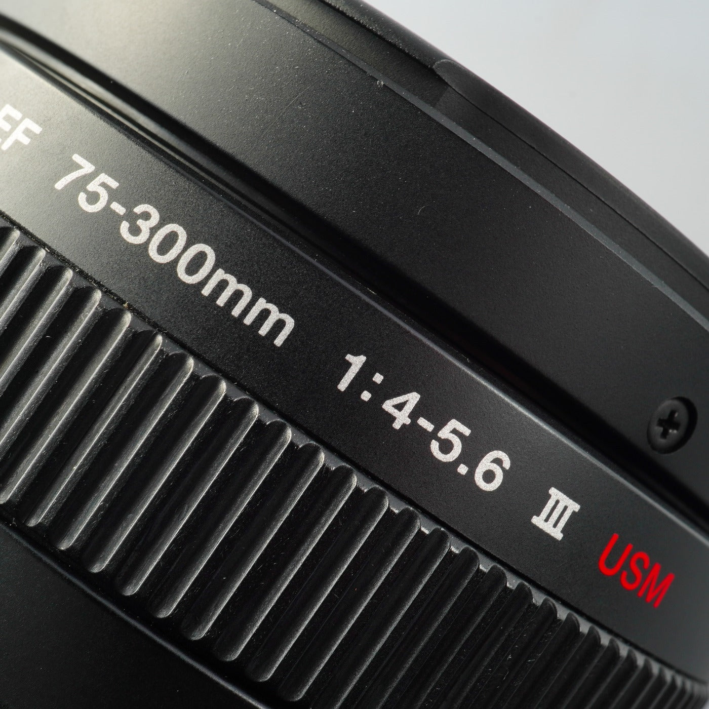 Canon EF 75-300mm F/4-5.6 Ⅲ USM ズームレンズ